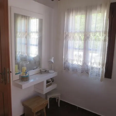Maravelia Mare Σύμη